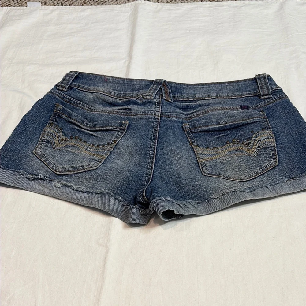 Wallflower Jean Shorts Distressed Cut-Off Style. Decorative Back Pockets. Size 7